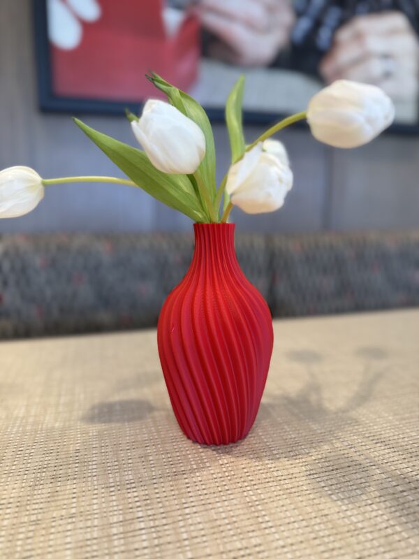 Red PLA flower vase